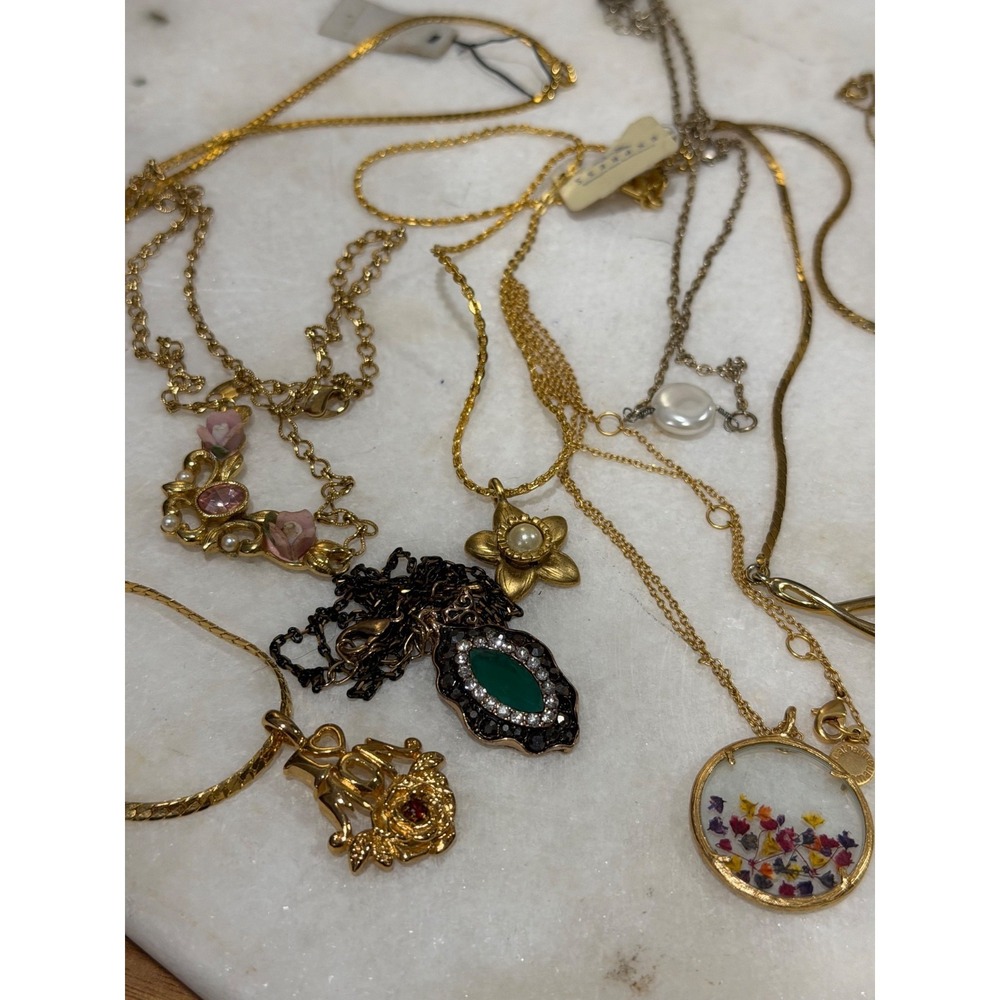 Dainty Vintage Modern Necklace Lot Napier Monet Avon GOld Tone Silver Tone READ